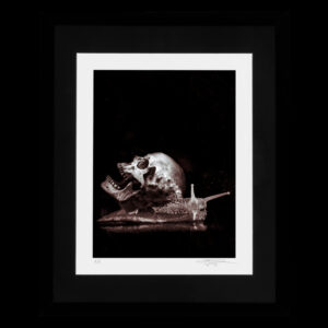 Nacer cargando el peso de la muerte, Mikel Lor. Sala Black Room, EST_ART Space Alcobendas, Madrid