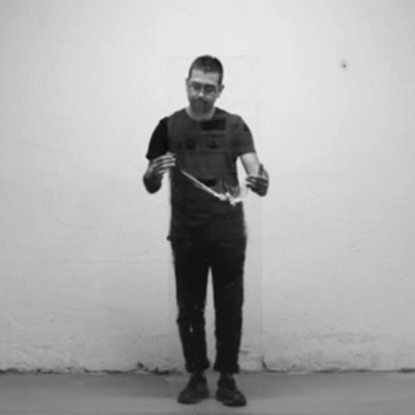 Desdibujar la blanquitud, Videoarte, Enrique Pezo, WhiteBlanace 2025 | EST_ART Space, Alcobendas, Madrid